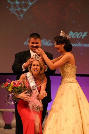 Carrie Layne - Mrs Ohio International 2004