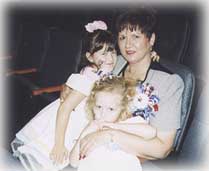 Mrs USA's Mother and daughters